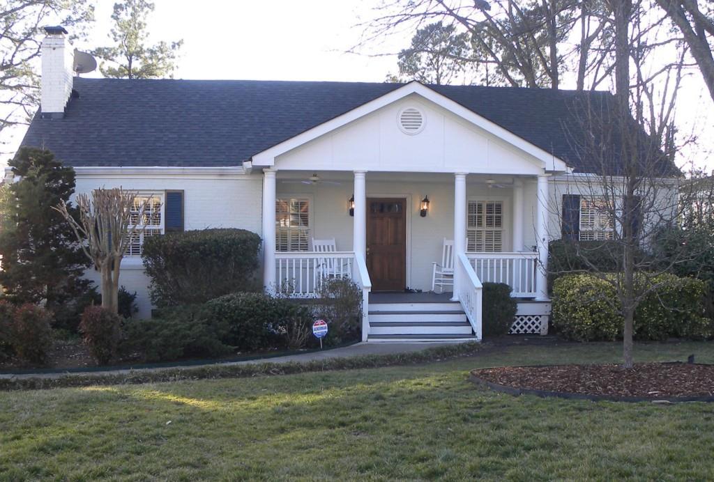 239 Midvale Dr., Atlanta, GA 30342