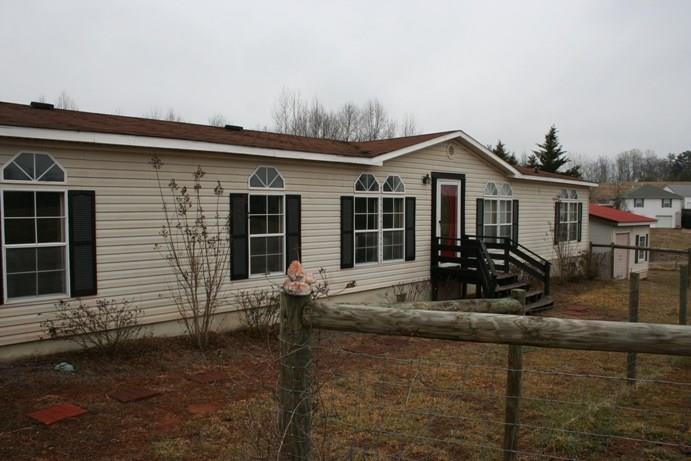 2240 Highway 98, Maysville, GA 30558