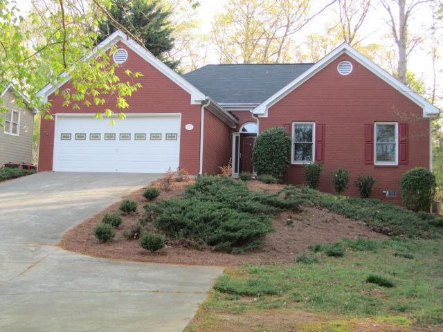 6602 Firelight Ln., Flowery Branch, GA 30542