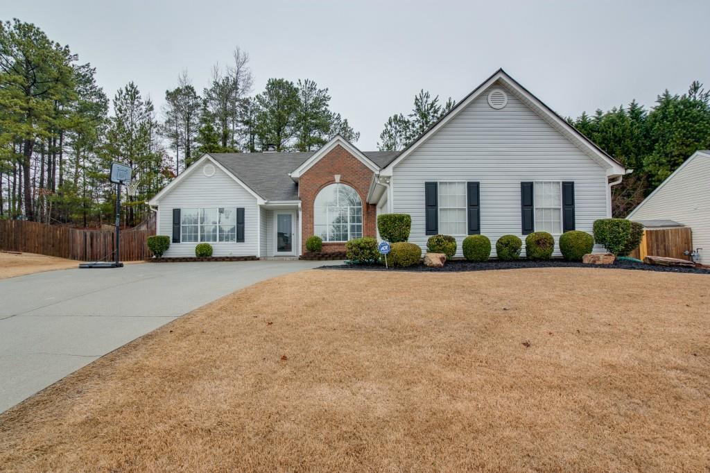 1333 Wilkes Crest Ct., Dacula, GA 30019