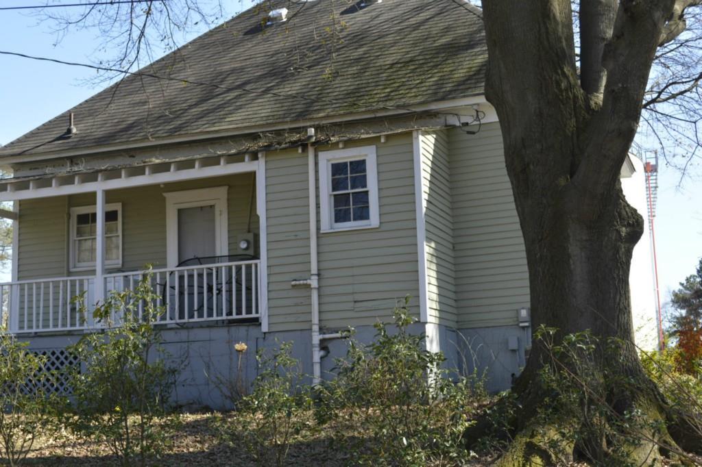 1905 Whittier Ave., Atlanta, GA 30318