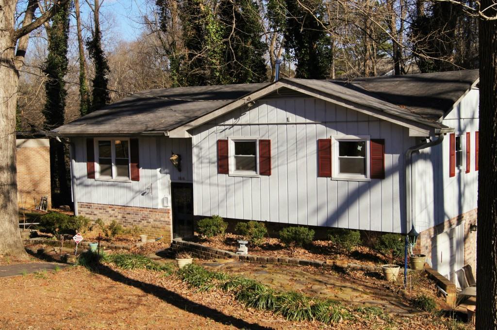 5806 Hammond Dr., Norcross, GA 30071