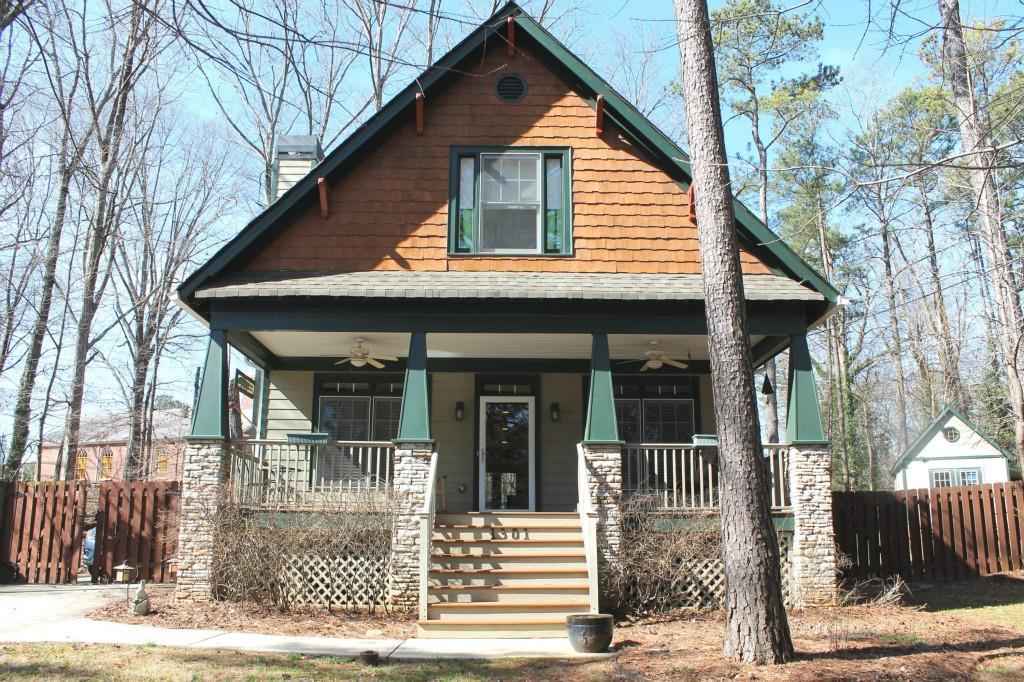 1301 Peachcrest Rd., Decatur, GA 30032