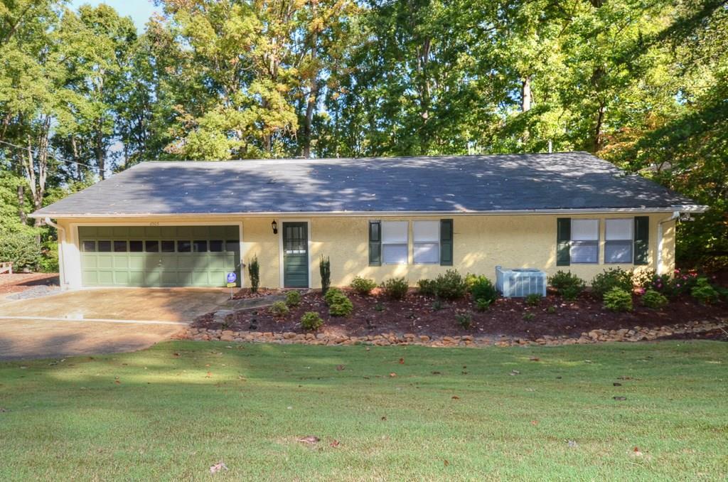 6905 Lakeside Pl., Gainesville, GA 30506