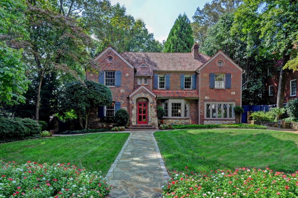 2468 Montview Dr., Atlanta, GA 30305