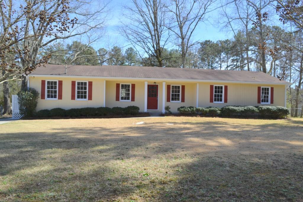 1672 Pharrs Rd., Snellville, GA 30078