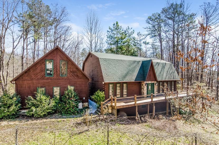 4855 Serene Shores Dr., Gainesville, GA 30504