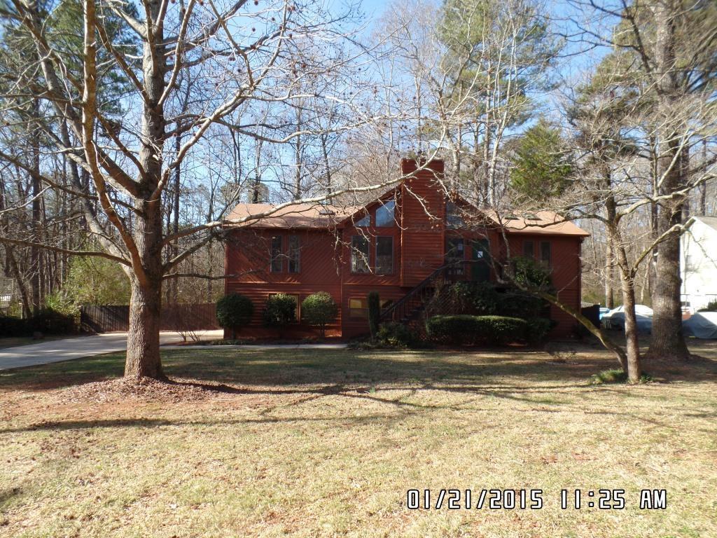 6123 Brook Ln., Acworth, GA 30102