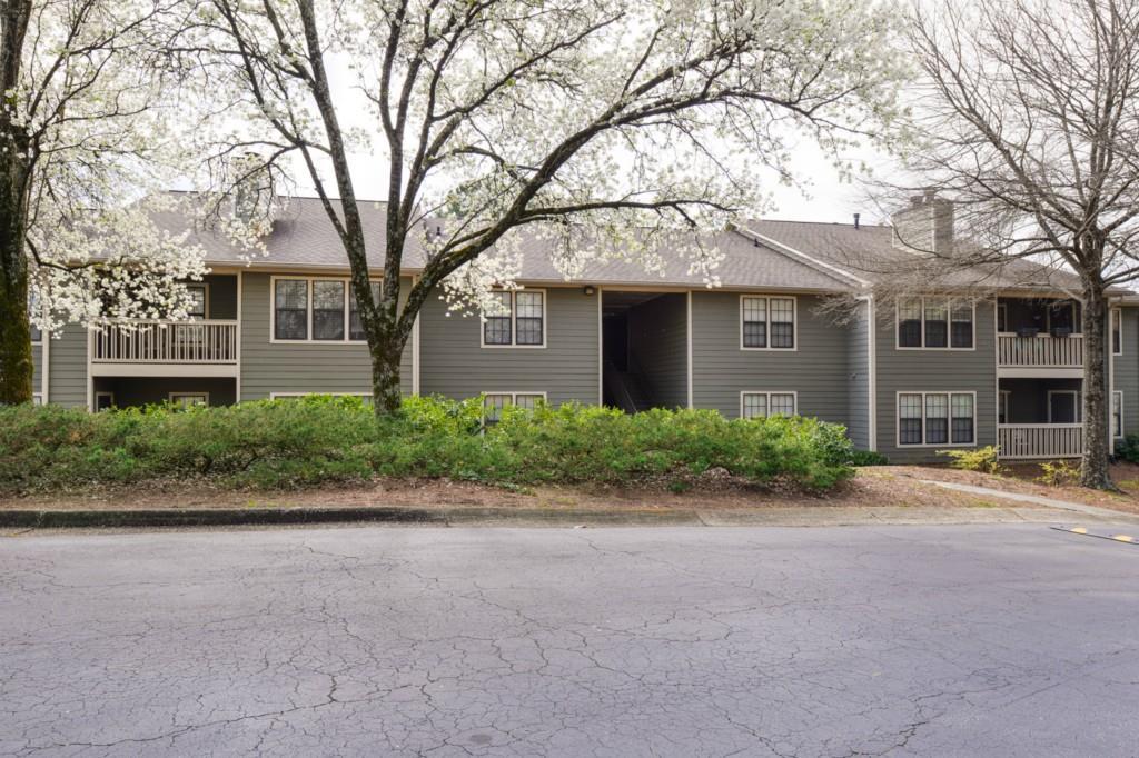 2706 Vinings Central Dr., Atlanta, GA 30339