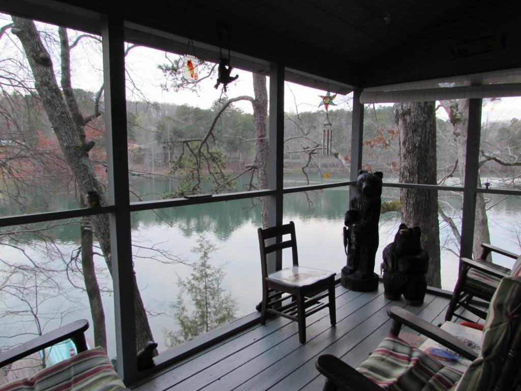 1567 Twin Mtn Lake Cir., Talking Rock, GA 30175