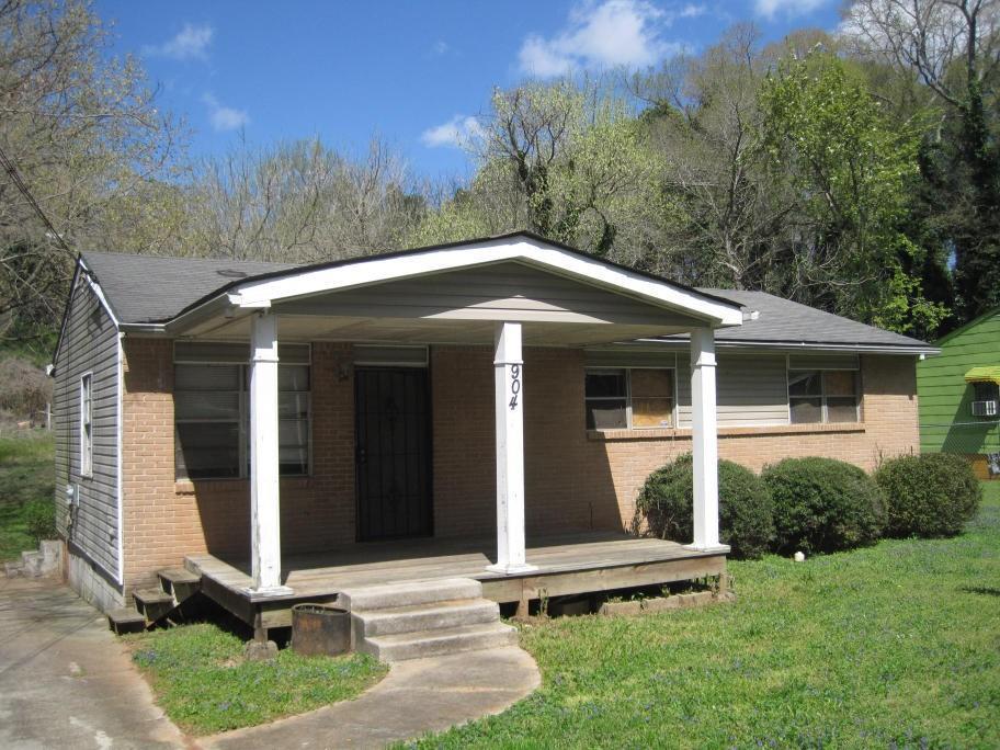 904 Stonewall Dr., Atlanta, GA 30315