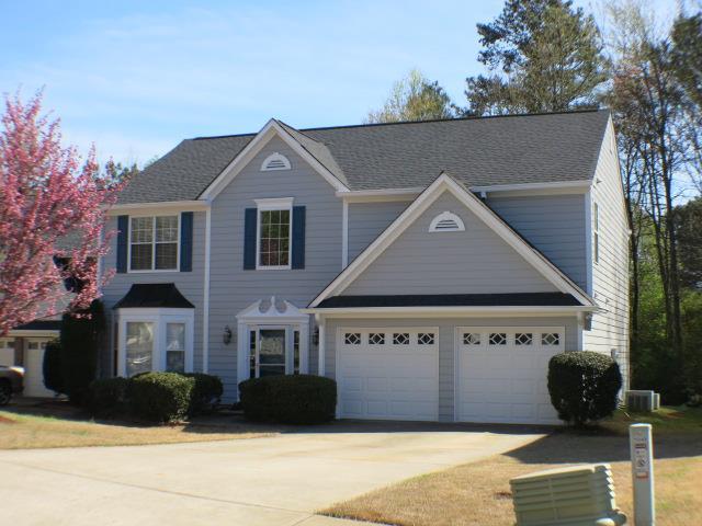 1045 Hidden Pond Ln., Roswell, GA 30075