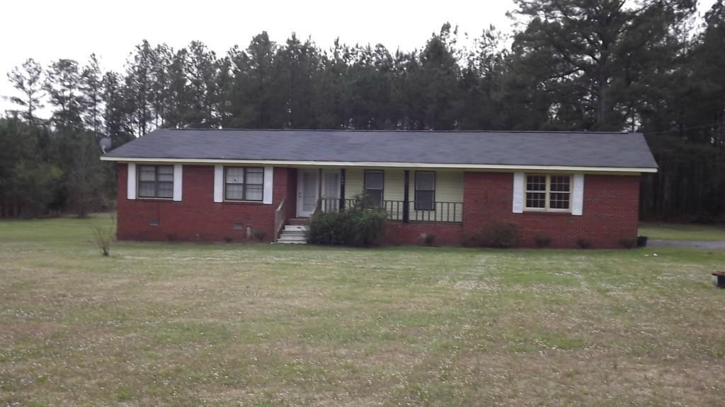 584 Everett Springs Rd., Calhoun, GA 30701