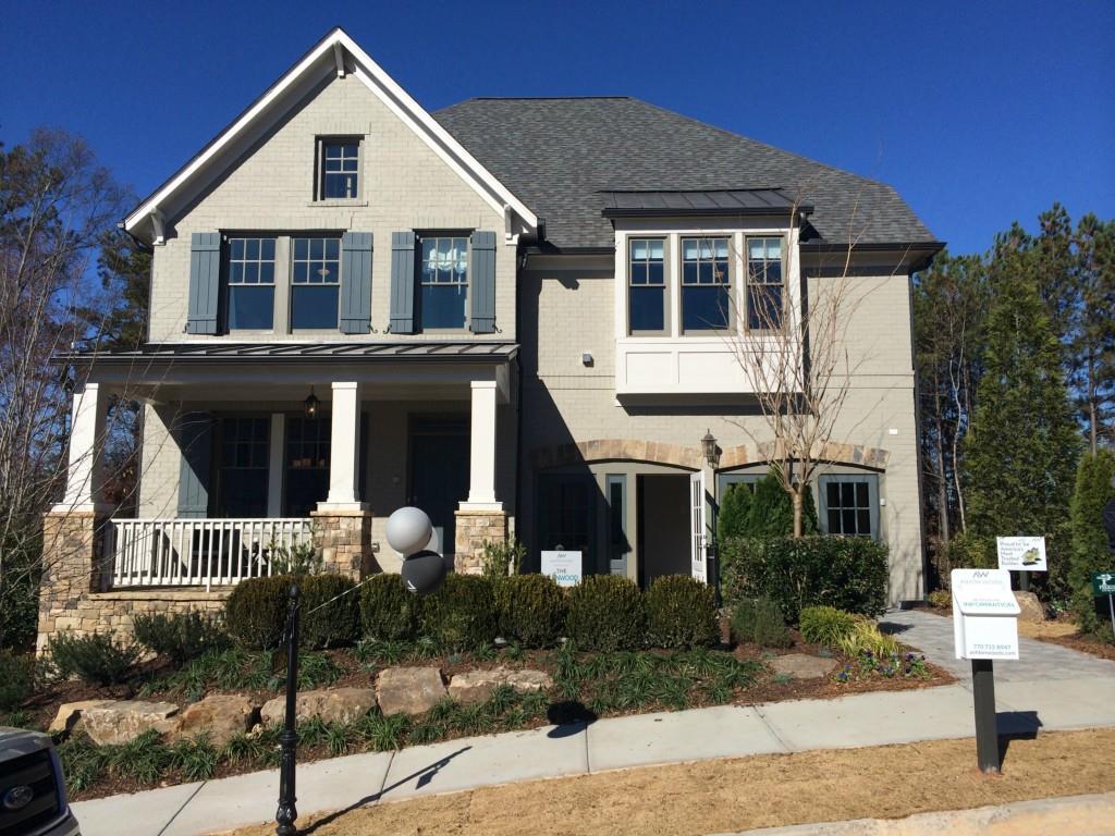 136 Marlow Dr., Woodstock, GA 30188