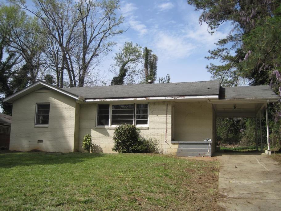 2942 Belvedere Ln., Decatur, GA 30032