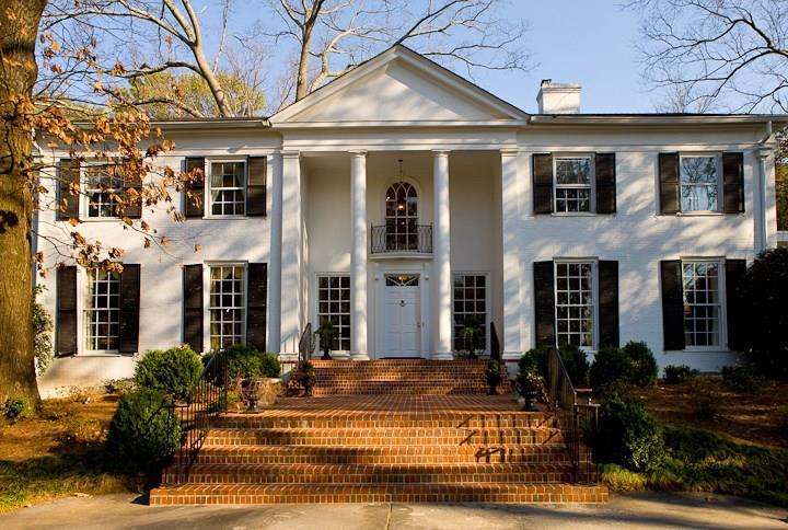 385 Peachtree Battle Ave., Atlanta, GA 30305