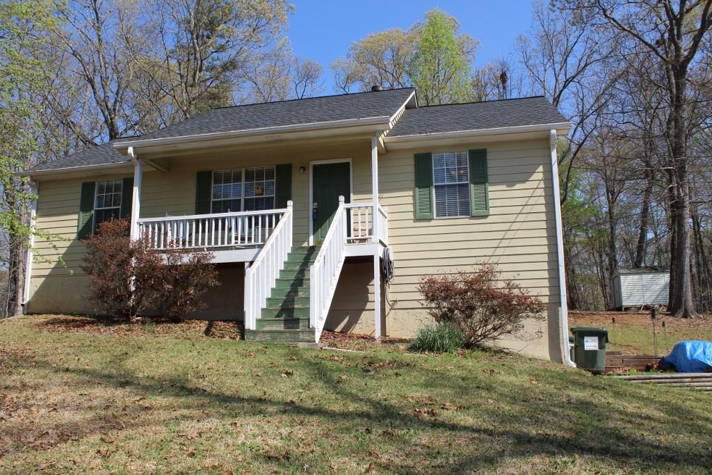 455 Halehaven Dr., Douglasville, GA 30134