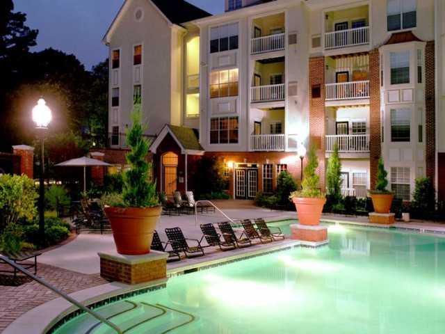 1424 Westchester Ridge, Atlanta, GA 30329