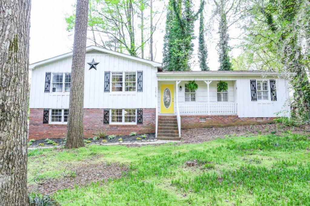 3275 Forest Creek Dr., Marietta, GA 30064