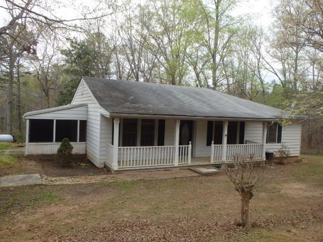 6913 Five Notch Rd., Douglasville, GA 30135