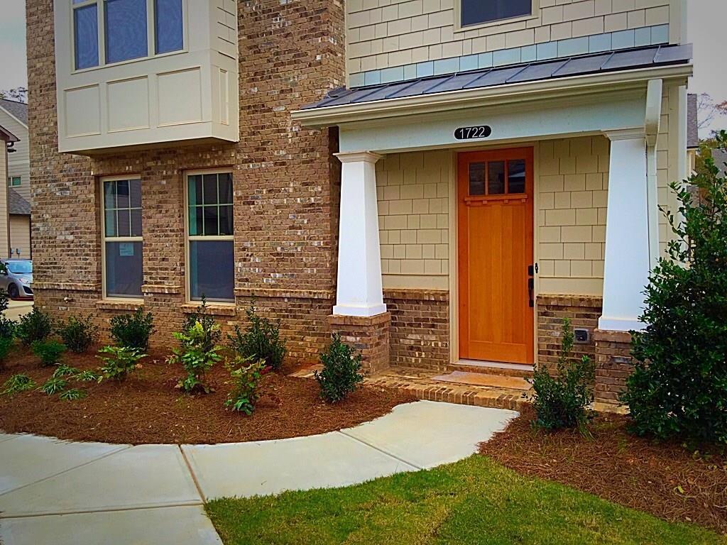 1722 Reynolds Cir., Smyrna, GA 30080