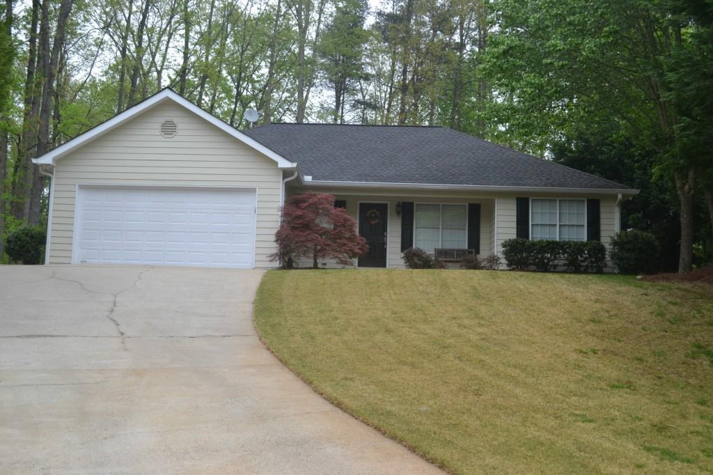 8450 Emerald Pointe Ln., Gainesville, GA 30506
