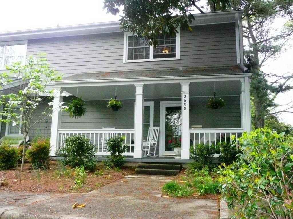 2698 Farmstead Rd., Smyrna, GA 30080