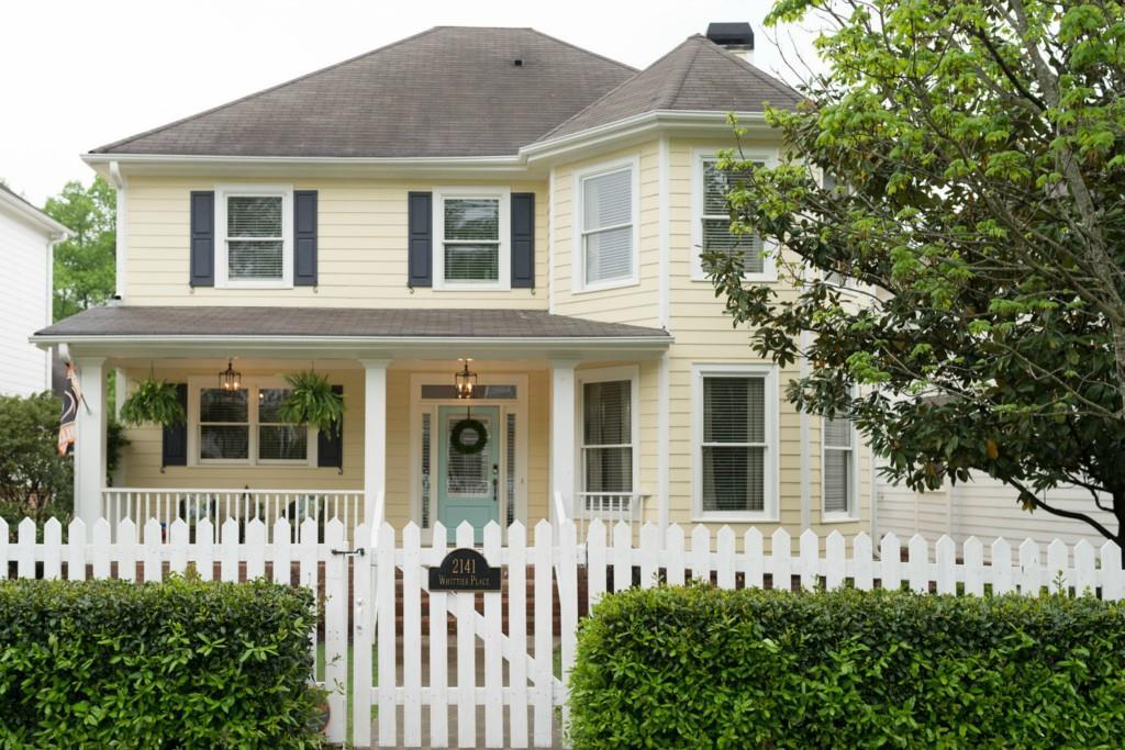 2141 Whittier Pl., Atlanta, GA 30318