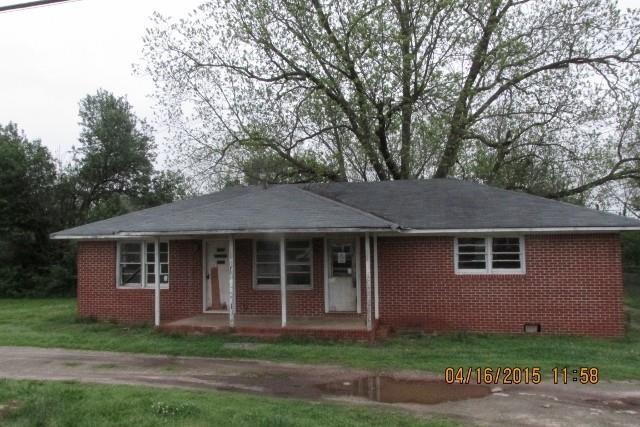718 N Broad St., Monroe, GA 30656