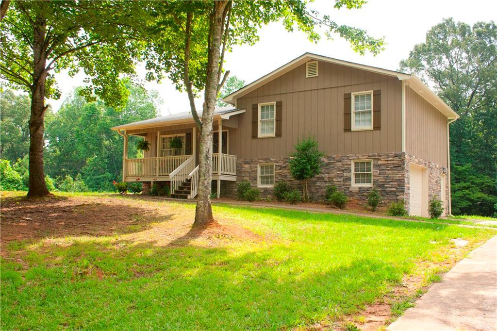 624 Puckett Rd., Waleska, GA 30183
