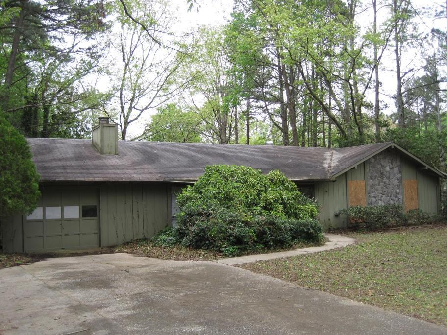 6661 Stonehedge Way, Stone Mountain, GA 30087