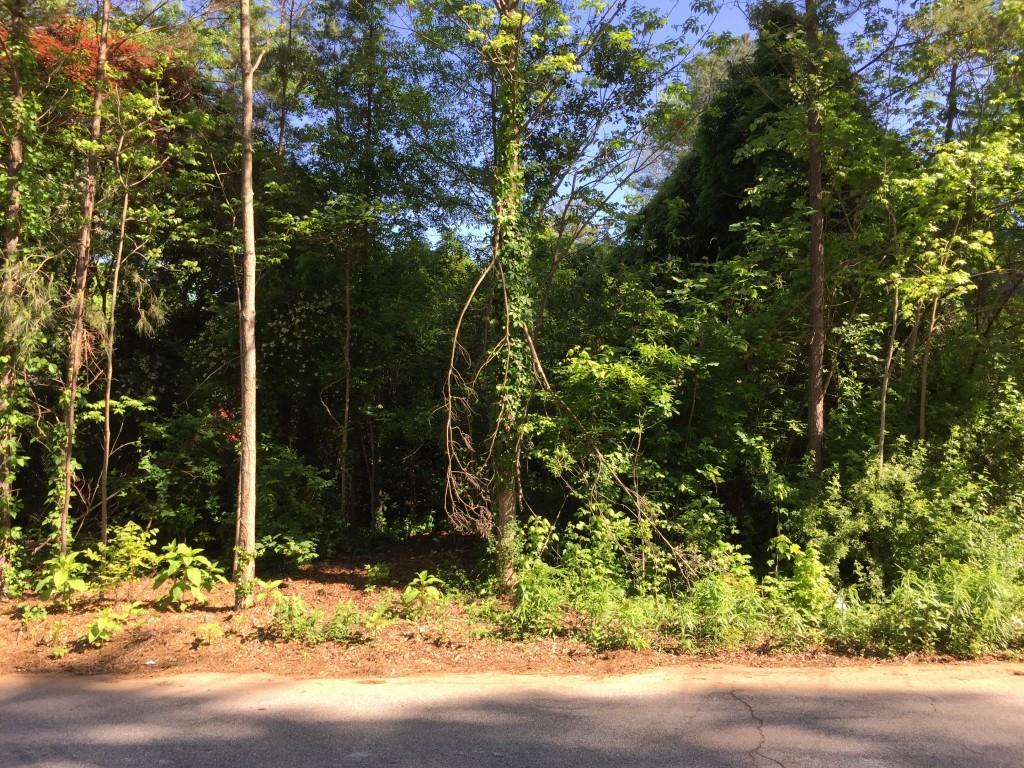 2974 Catalina Dr., Decatur, GA 30032