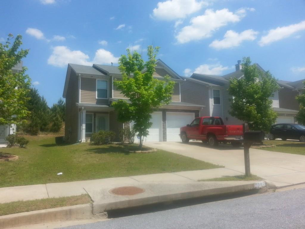 5592 Bluegrass Dr., Atlanta, GA 30349