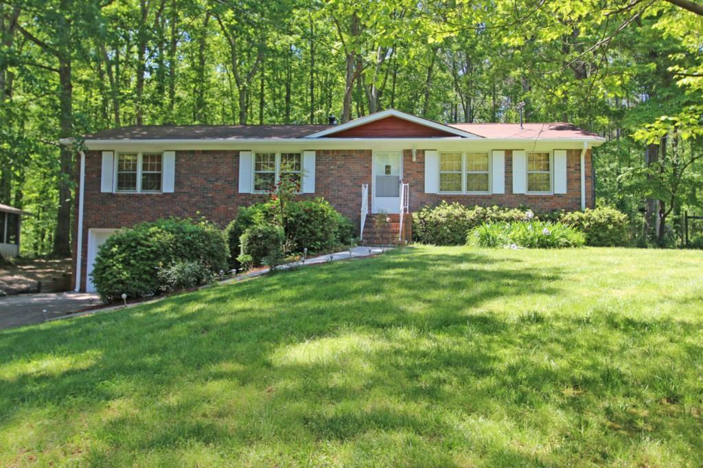 675 Teague Dr., Kennesaw, GA 30152