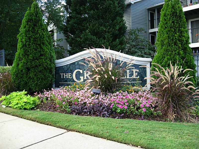 426 Granville Ct., Sandy Springs, GA 30328