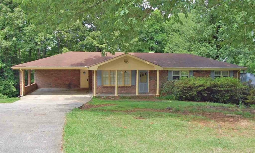 3518 Graymoor Dr., Marietta, GA 30008
