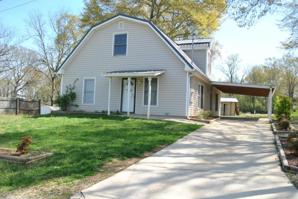 70 Cloud St., Buford, GA 30518