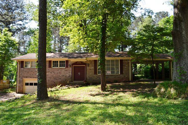 1209 Siesta Ln., Acworth, GA 30102