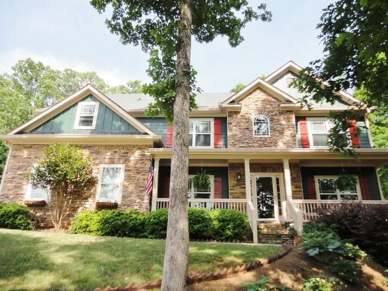 8390 Mossybrook Ln., Douglasville, GA 30135