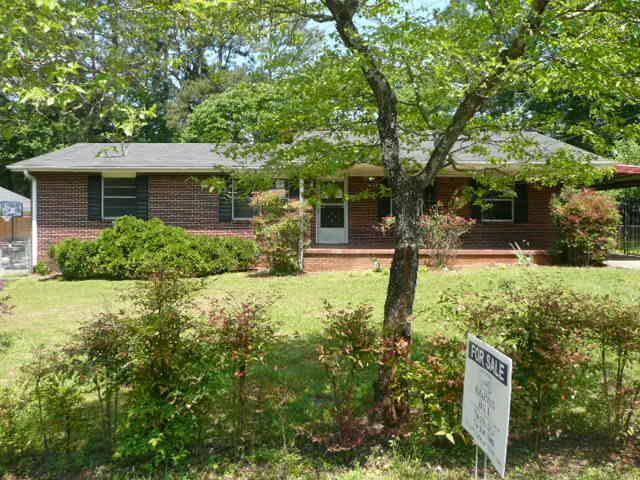 1081 Camellia Dr., Marietta, GA 30062