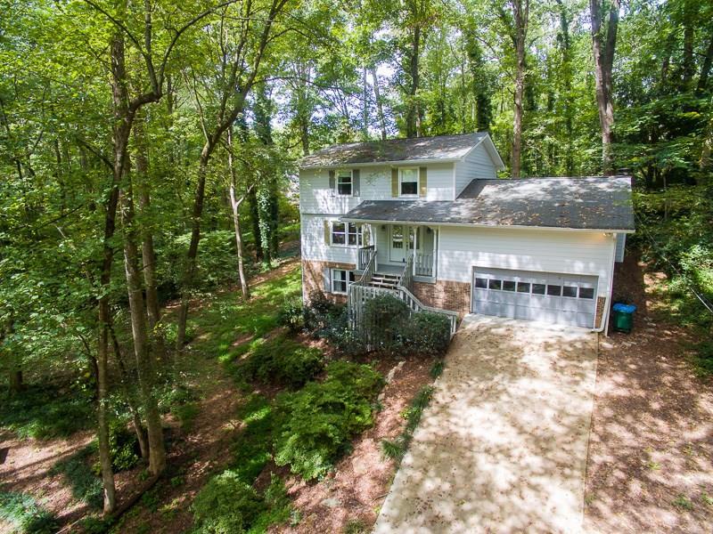 4005 White Oak Ln., Lilburn, GA 30047