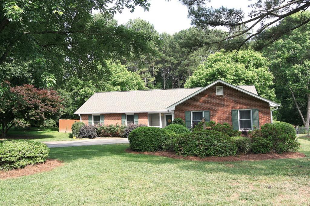 4325 Riverside Dr., Lilburn, GA 30047