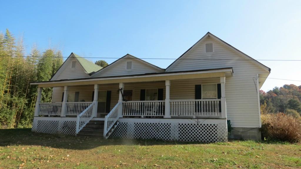 3301 Buchanan Hwy., Dallas, GA 30157