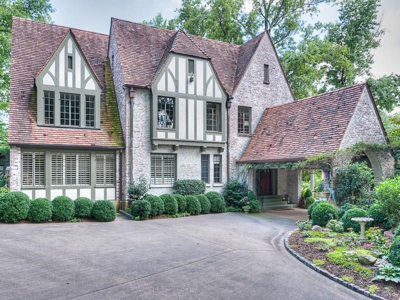 2489 Habersham Rd., Atlanta, GA 30305