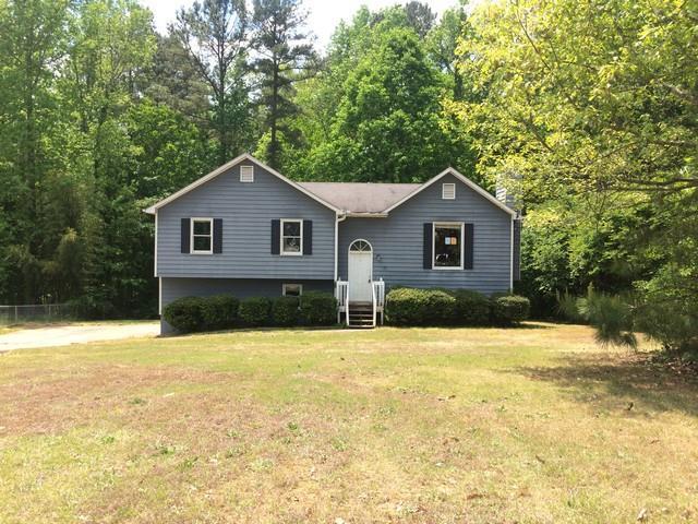 693 Silverthrorne Cir., Douglasville, GA 30134