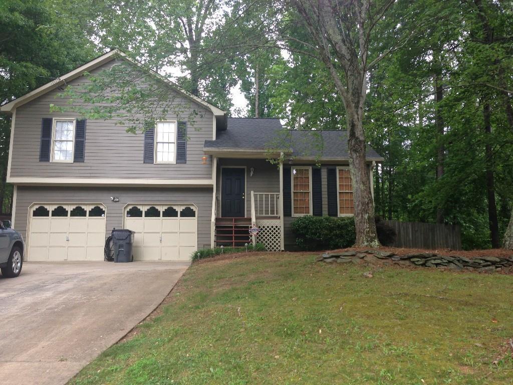 136 Amber Ln., Dallas, GA 30157