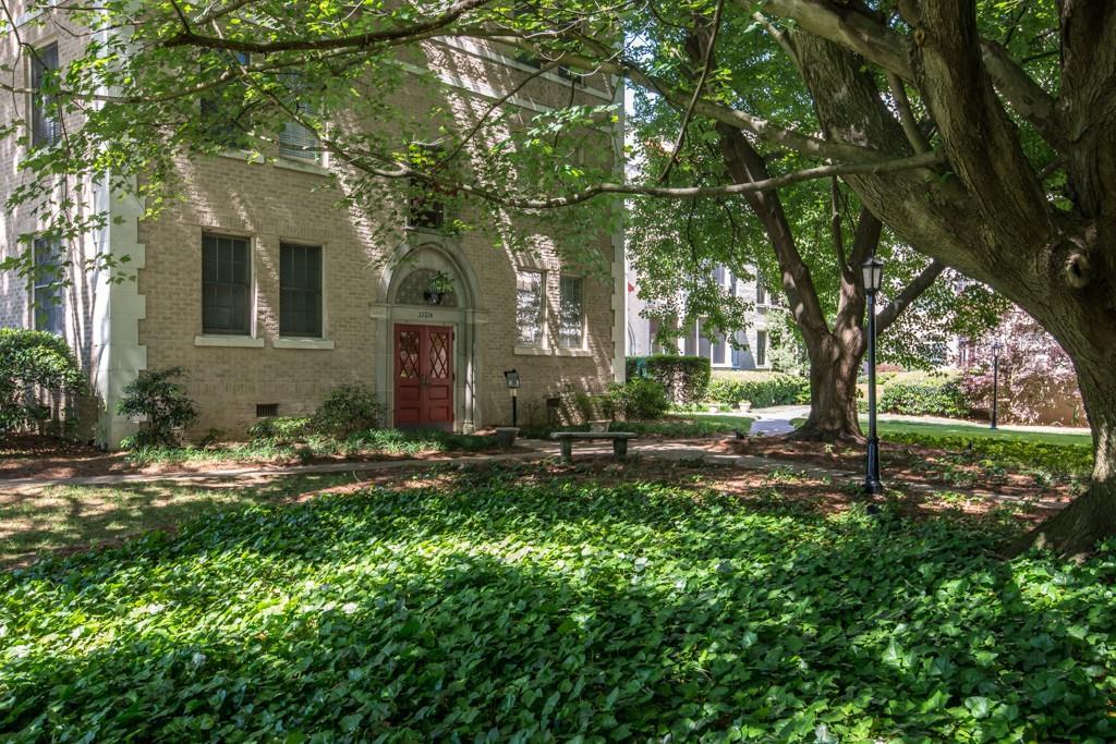 2222 Peachtree Rd. #A-3, Atlanta, GA 30309