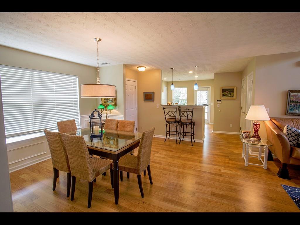 300 West Oaks Tr., Woodstock, GA 30188
