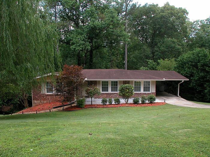 2261 Capehart Cir., Atlanta, GA 30345