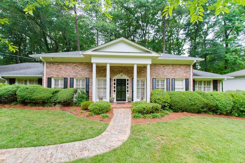 438 Valley Green Dr., Atlanta, GA 30342